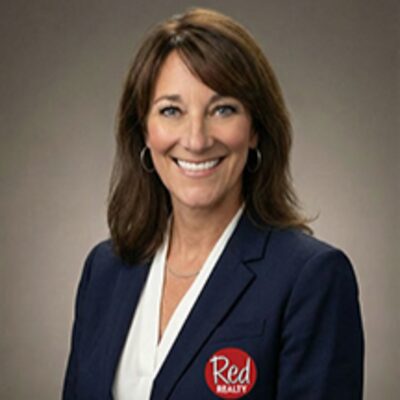 Joelle Higgins, REALTOR®